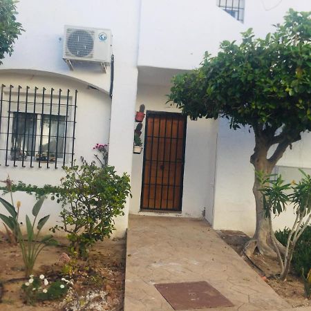 Preciosa Casita Junto Al Mar Villa Roquetas de Mar Bagian luar foto