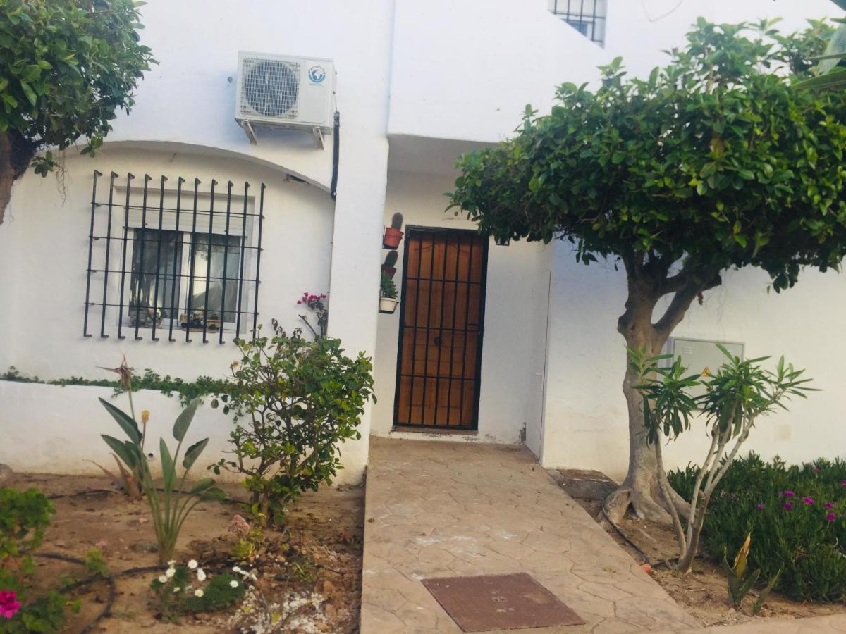 Preciosa Casita Junto Al Mar Villa Roquetas de Mar Bagian luar foto