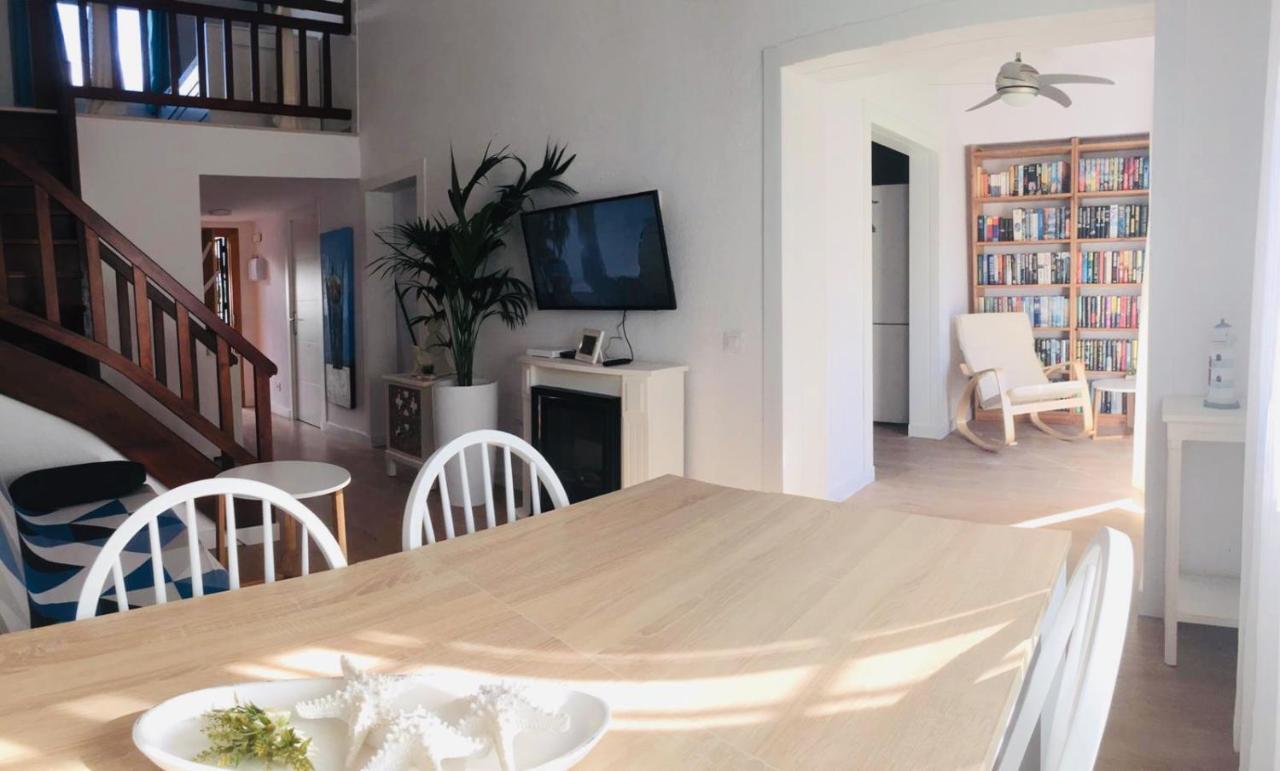 Preciosa Casita Junto Al Mar Villa Roquetas de Mar Bagian luar foto